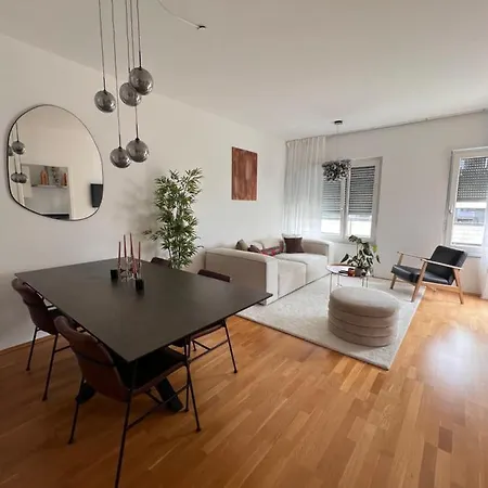 Apartment Modern 2-room In The Heart Of